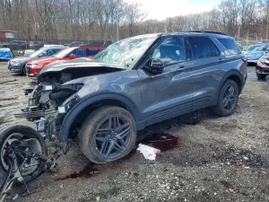 Ford Explorer 2.3L 4 2025