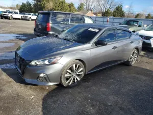 Nissan Altima 2.5L 4 2021