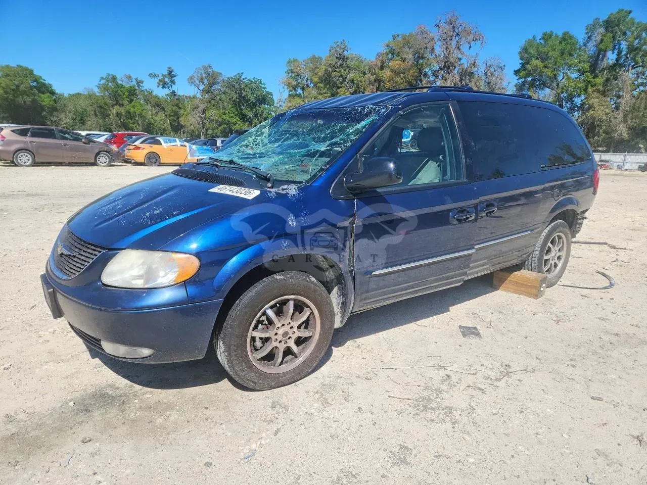 Chrysler Town & Country 3.8L 6 2002