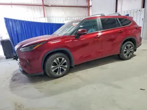 Toyota Highlander 2.4L 4 2023