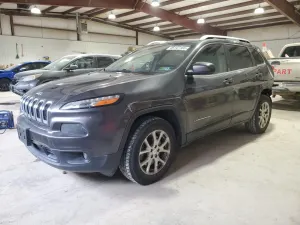 Jeep Cherokee LATITUDE 2.4L 4 2015