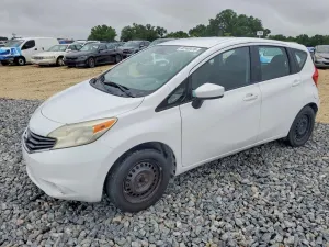 Nissan Versa 1.6L 4 2015