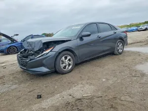 Hyundai Elantra 2.0L 4 2021