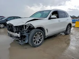 BMW X5 3.0L 6 2020