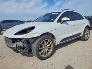 Porsche Macan 2.0L 4 2017