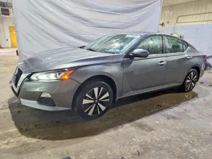 Nissan Altima 2.5L 4 2021