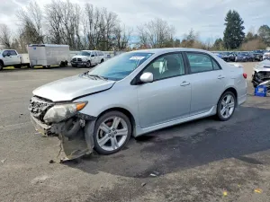 Toyota Corolla 1.8L 4 2013