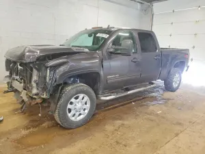 Chevrolet Silverado 1500 6.6L 8 2011