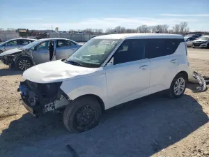 Kia Soul 2.0L 4 2025