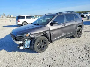 Jeep Cherokee 2.4L 4 2020