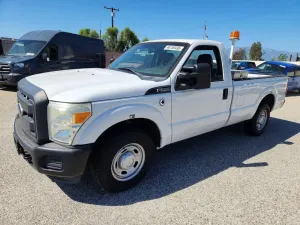 Ford F-250 6.2L 8 2013