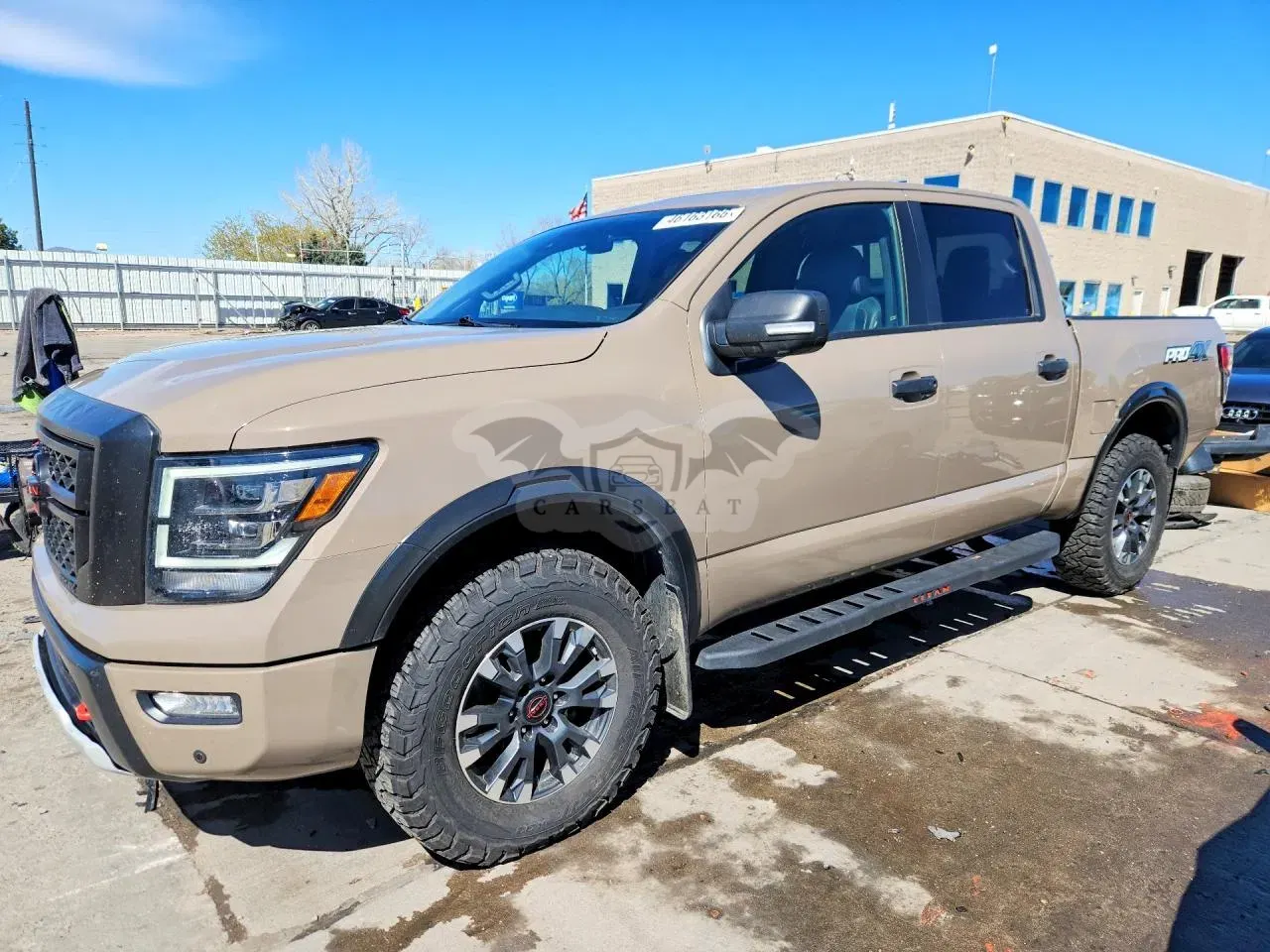 Nissan Titan 5.6L 8 2024