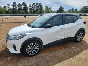 Nissan Kicks 1.6L 4 2021
