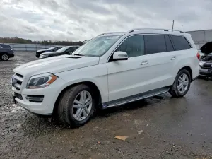 Mercedes-Benz GL 3.0L 6 2015