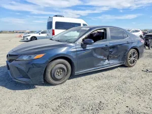 Toyota Camry 2.5L 4 2020