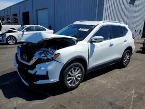 Nissan Rogue 2.5L 4 2019