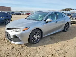 Toyota Camry 2.5L 4 2022