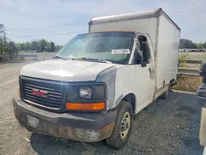 GMC Savana 4.8L 8 2006
