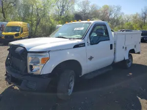 Ford F-350 6.7L 8 2012