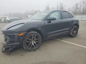 Porsche Macan 2.0L 4 2023