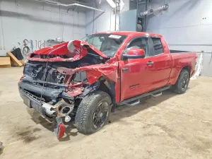 Toyota Tundra 5.7L 8 2017