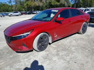 Hyundai Elantra 2.0L 4 2023