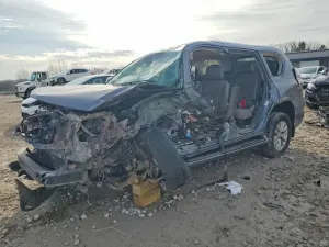 Lexus GX 4.6L 8 2015