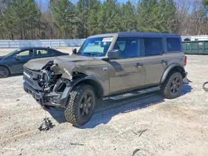 Ford Bronco 2.3L 4 2025