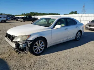 Lexus LS 4.6L 8 2007