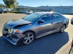 Toyota Camry 2.5L 4 2014