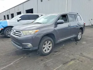 Toyota Highlander 2.7L 4 2012