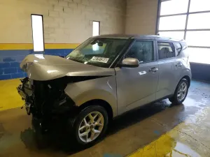 Kia Soul 2.0L 4 2025
