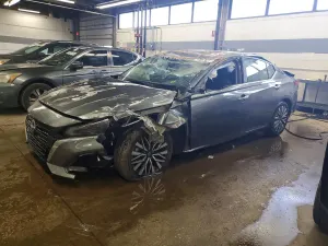 Nissan Altima 2.5L 4 2025
