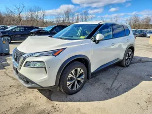 Nissan Rogue 2.5L 4 2021