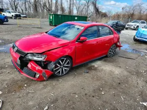 Volkswagen Jetta 2.0L 4 2013
