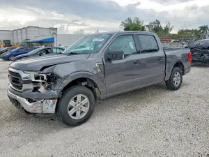 Ford F-150 5.0L 8 2021
