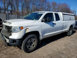 Toyota Tundra 5.7L 8 2014