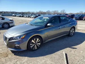 Nissan Altima 2.5L 4 2019
