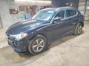 Alfa Romeo Stelvio 2.0L 4 2021