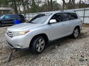 Toyota Highlander 3.5L 6 2013