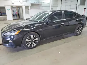 Nissan Altima 2.5L 4 2021