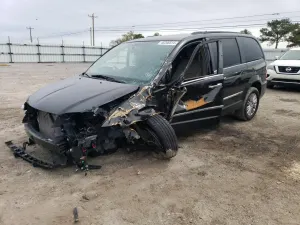 Chrysler Town & Country 3.6L 6 2015