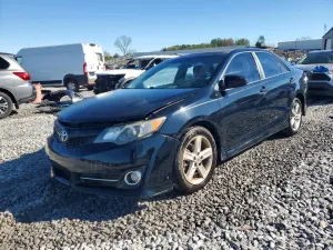 Toyota Camry 2.5L 4 2014
