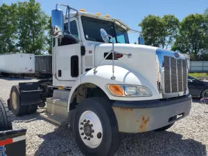 Peterbilt 330/337/348 8.9L 6 2017