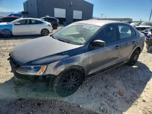 Volkswagen Jetta 2.0L 4 2012