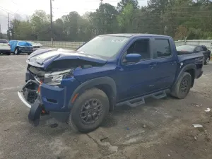 Nissan Frontier 3.8L 6 2023