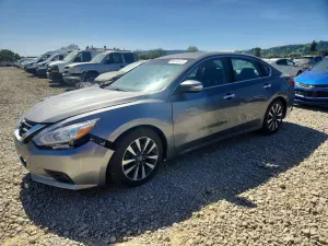 Nissan Altima 2.5L 4 2017