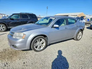 Dodge Avenger 2.4L 4 2013