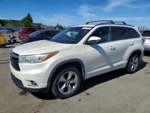 Toyota Highlander 3.5L 6 2014