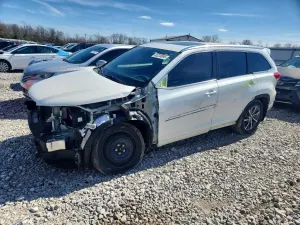 Toyota Highlander 3.5L 6 2017